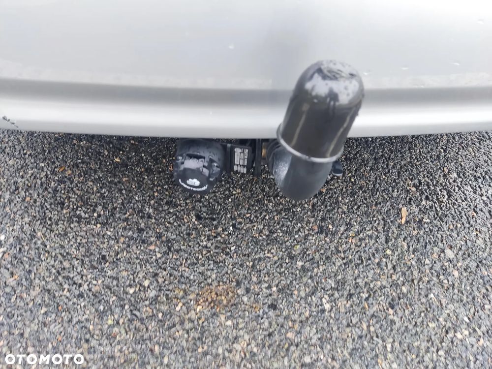 Toyota Avensis 2.0 D-4D Sol plus - 24