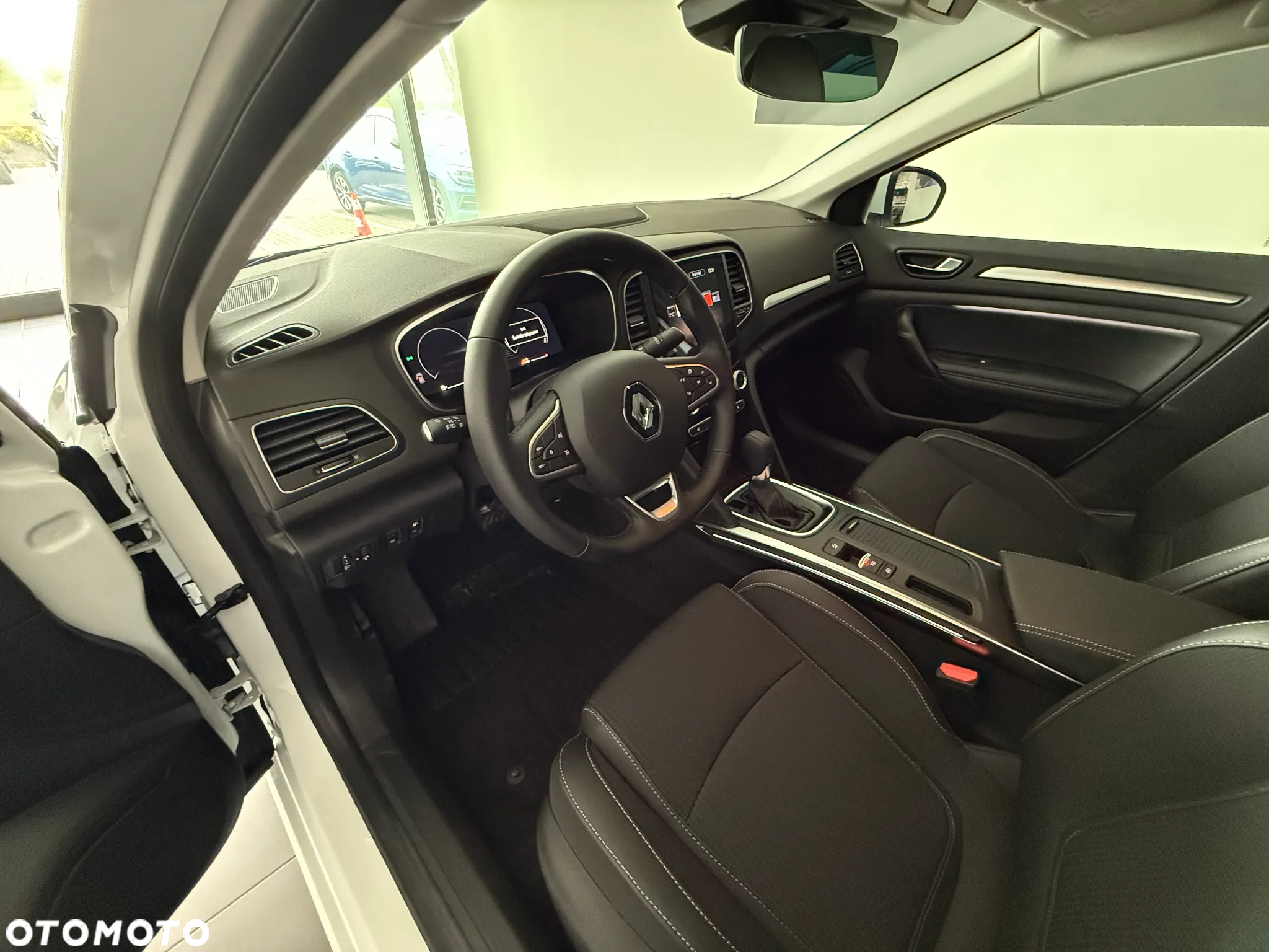 Renault Megane 1.3 TCe FAP Techno EDC - 14