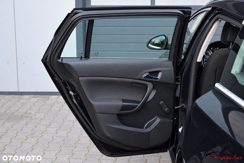 Opel Insignia - 18