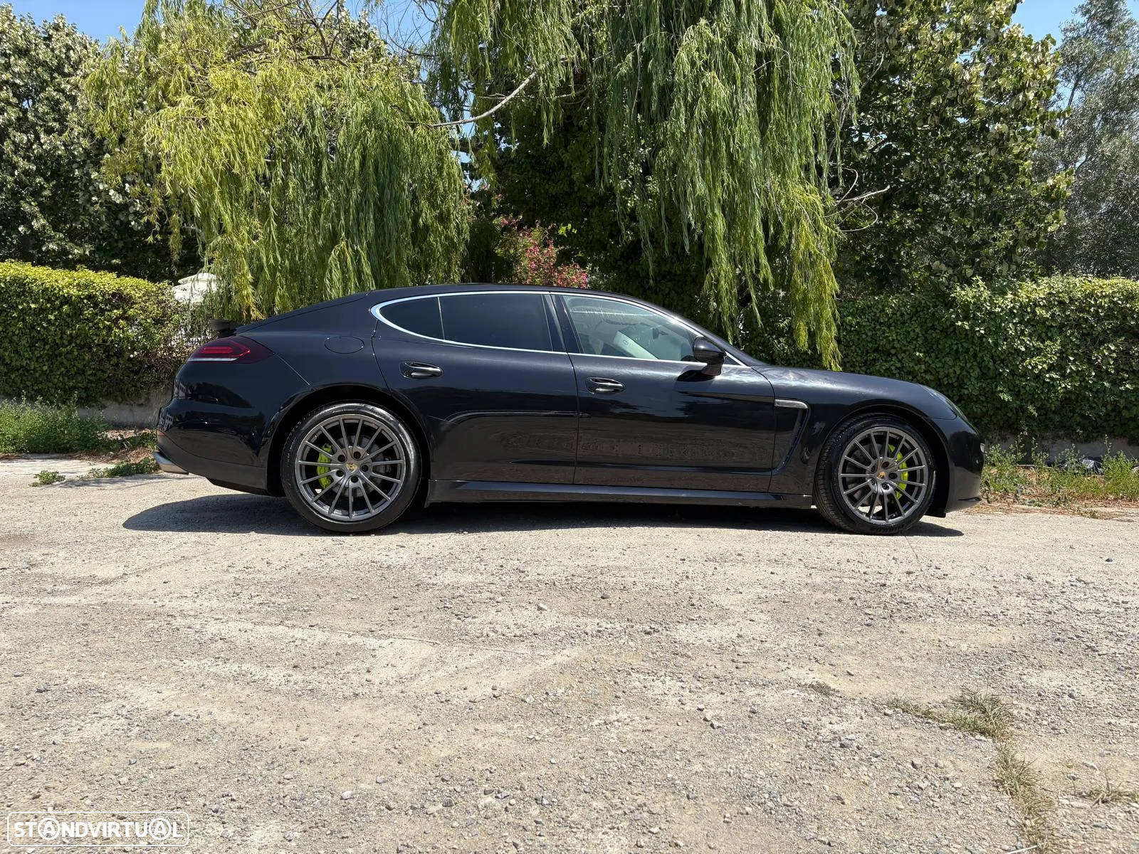 Porsche Panamera 4 E-Hybrid - 58