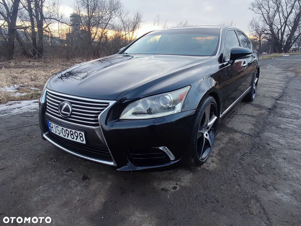 Lexus LS 460 - 1