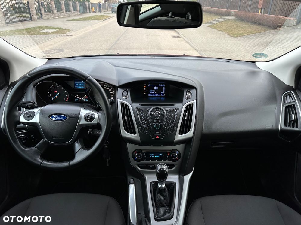 Ford Focus 1.0 EcoBoost Titanium - 19