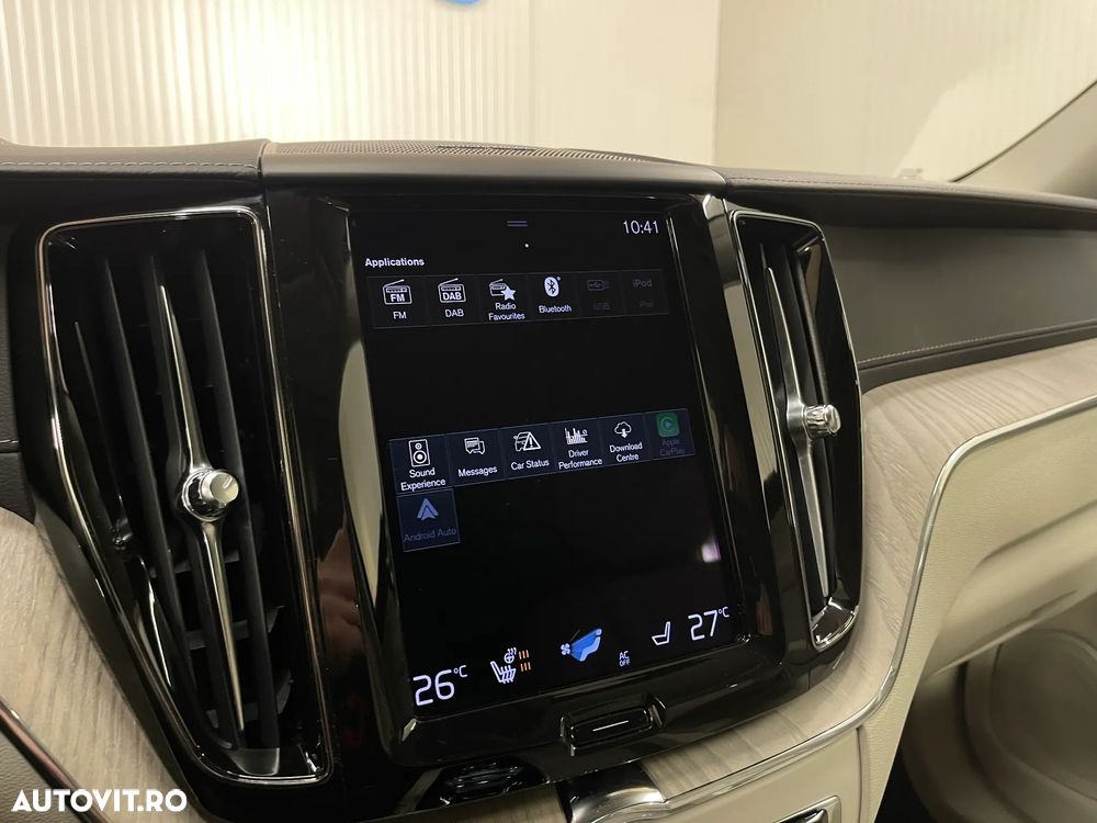 Volvo XC 60 T6 AWD Recharge Geartronic Inscription - 20