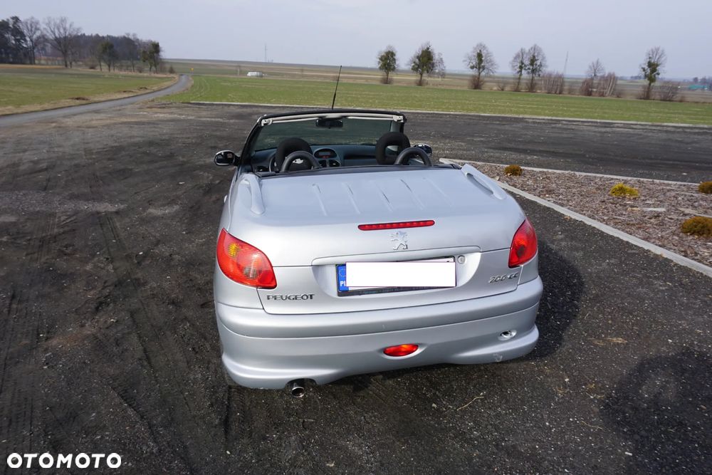 Peugeot 206 110 Tendance - 10