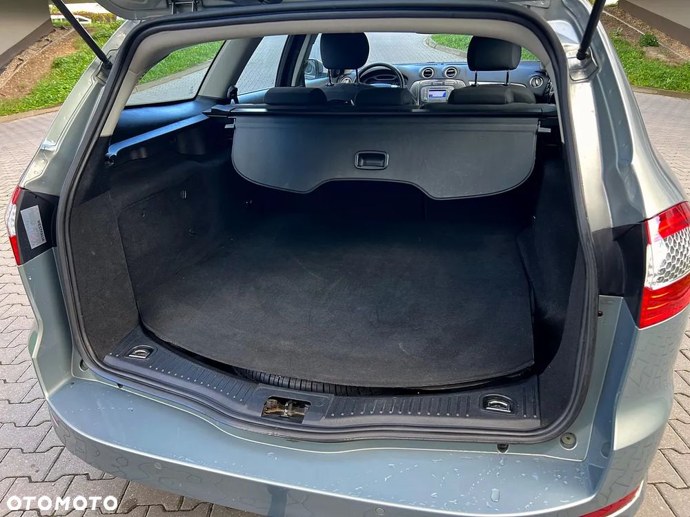 Ford Mondeo 2.0 Trend X - 23