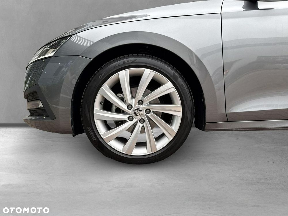 Skoda Octavia 2.0 TDI DSG Style - 10