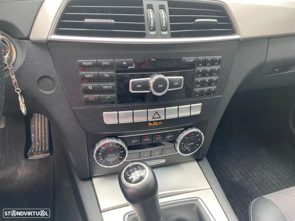 Mercedes-Benz C 220 - 17