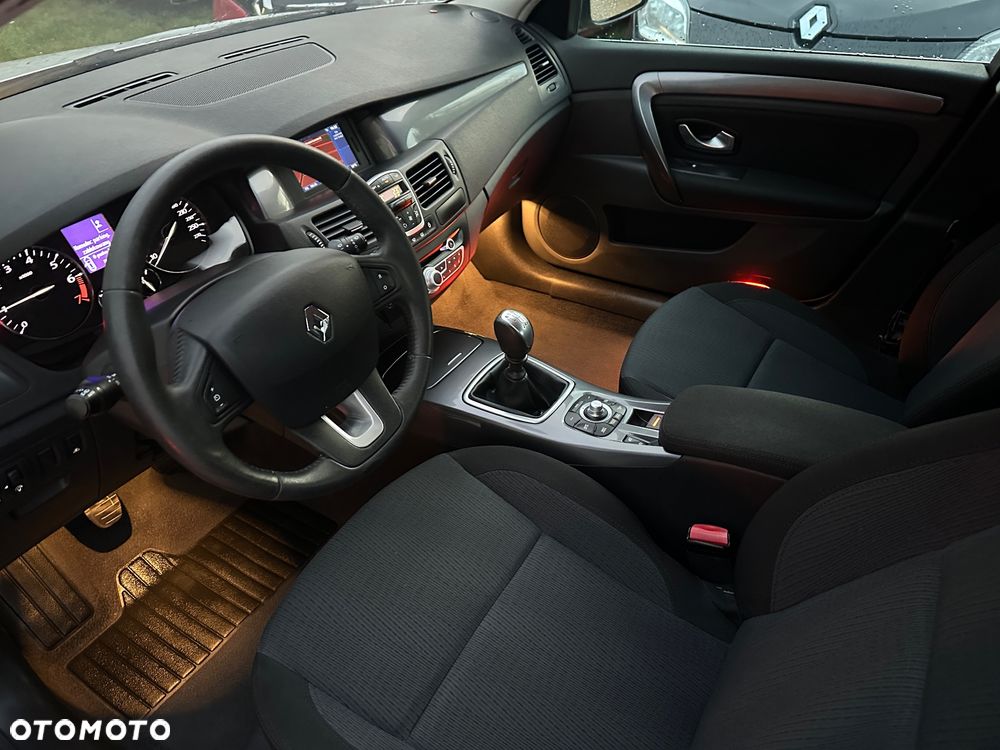 Renault Laguna 1.6 16V 110 Sportway - 16