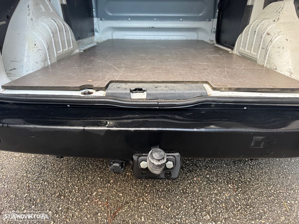 Peugeot EXPERT 2.0 HDI NAVI - 13