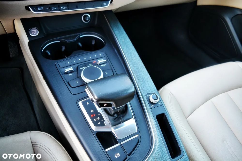 Audi A4 Limousine 40 TFSI S tronic S line - 13
