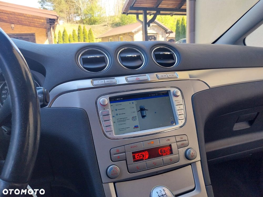 Ford S-Max - 23