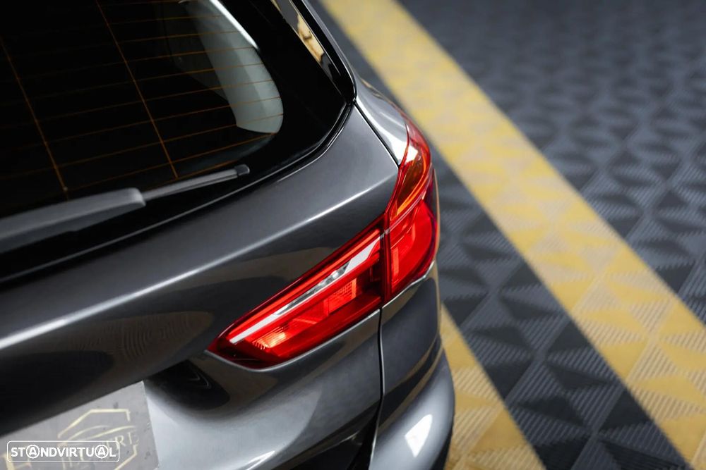 BMW X1 16 d sDrive Line Sport Auto - 11