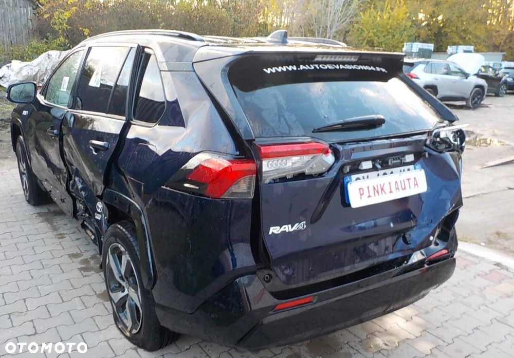 Toyota RAV4 - 12