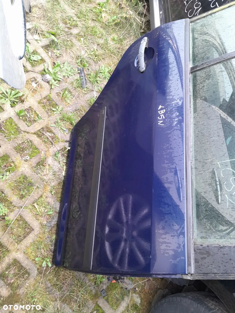 VW TOURAN DRZWI PRAWE TYLNE PRAWY TYŁ KOLOR: LB5N