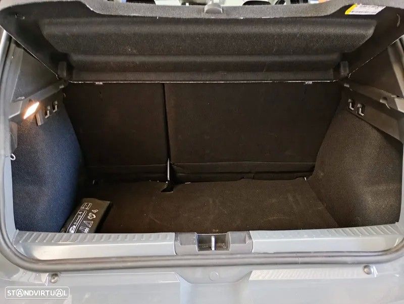 Dacia Sandero 1.0 SCe Essential - 11