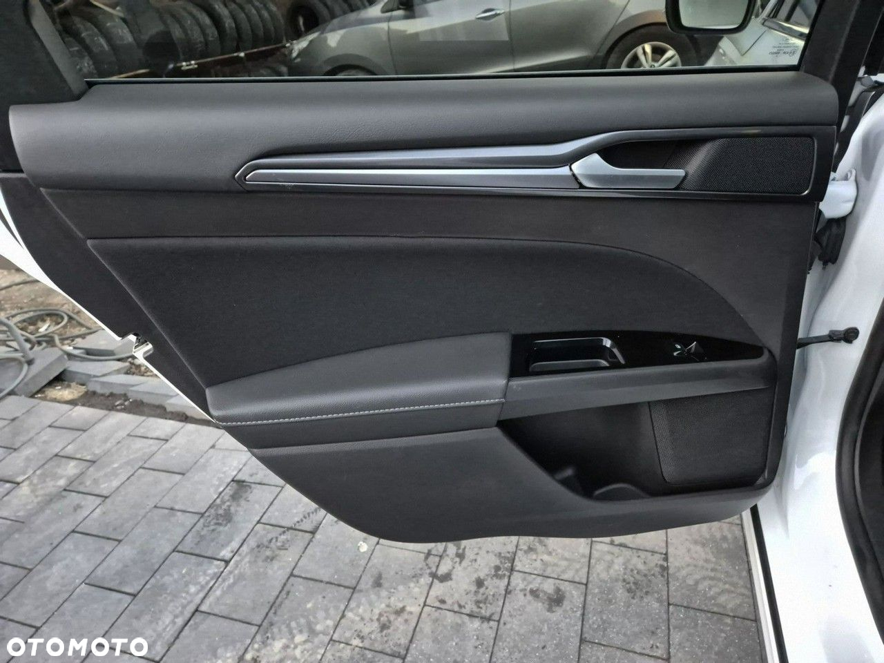 Ford Mondeo - 17