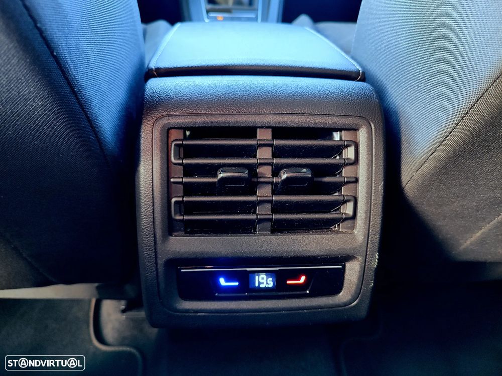 VW Golf 1.0 TSI Life - 28