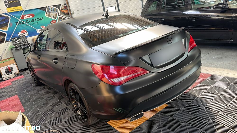 Mercedes-Benz CLA 180 - 2