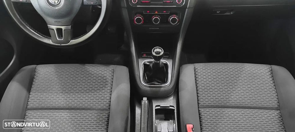 VW Golf 1.6 TDi Confortline - 34