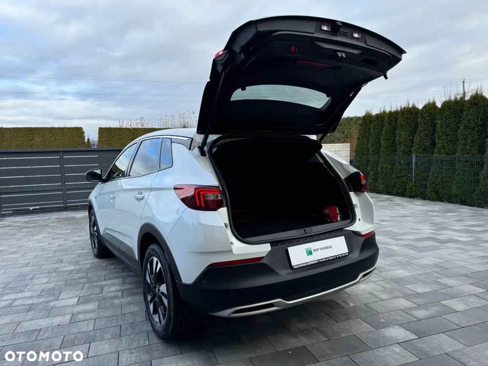 Opel Grandland X 1.6 T Elegance Business Pack S&S - 9