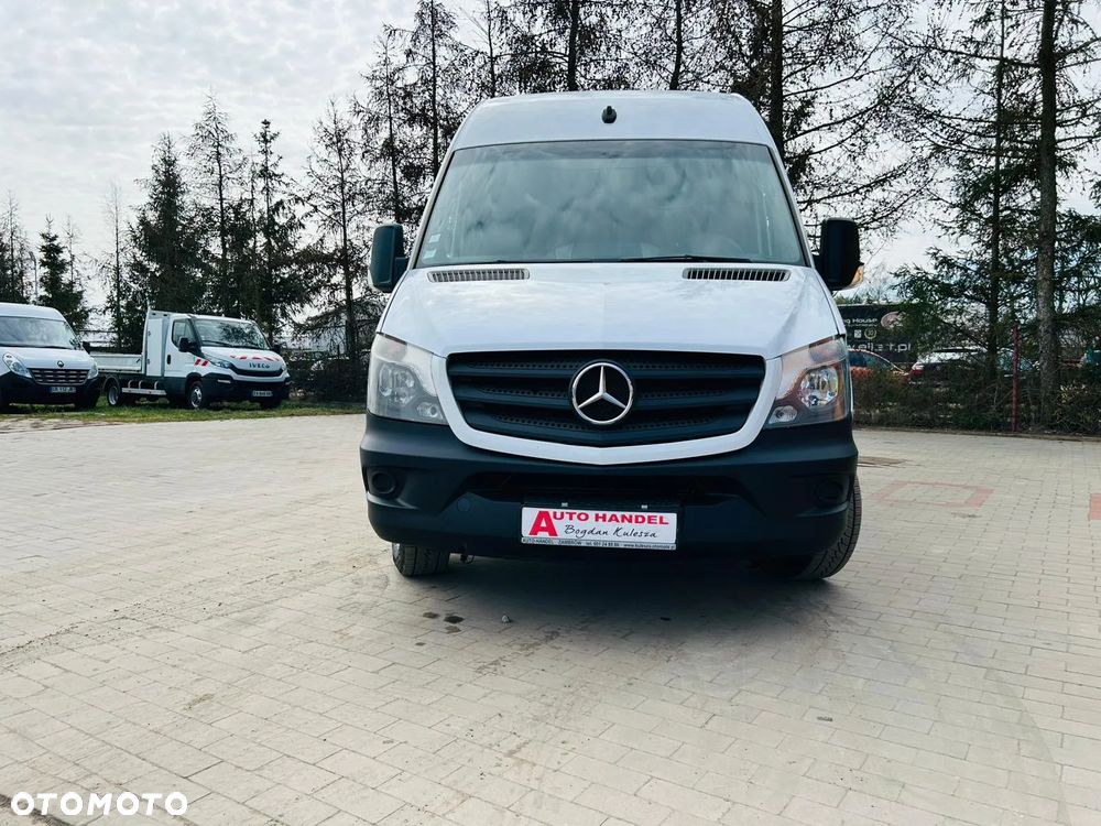 Mercedes-Benz Sprinter - 3