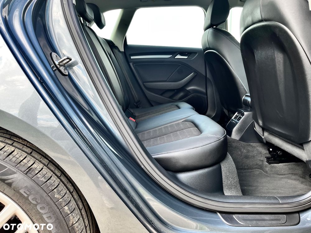 Audi A3 Sportback 1.6 TDI S tronic Attraction - 10