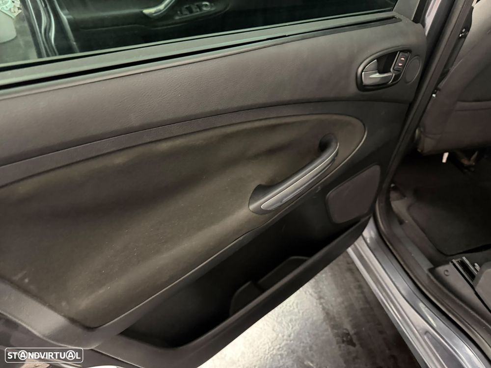 Ford S-Max 2.0 TDCi Titanium 7L - 11