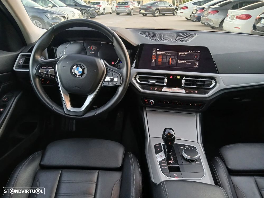 BMW 320 - 12