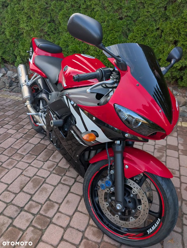 Yamaha R6 - 4