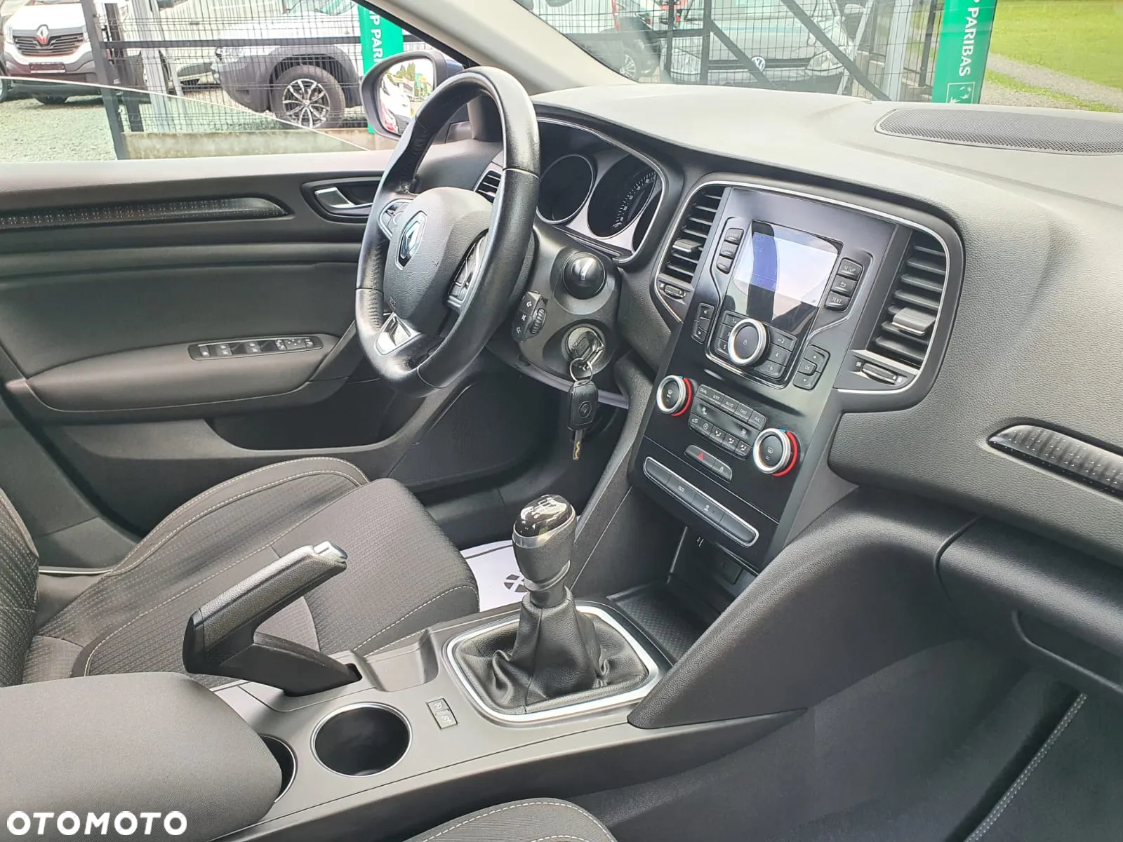 Renault Megane ENERGY TCe 130 EXPERIENCE - 17