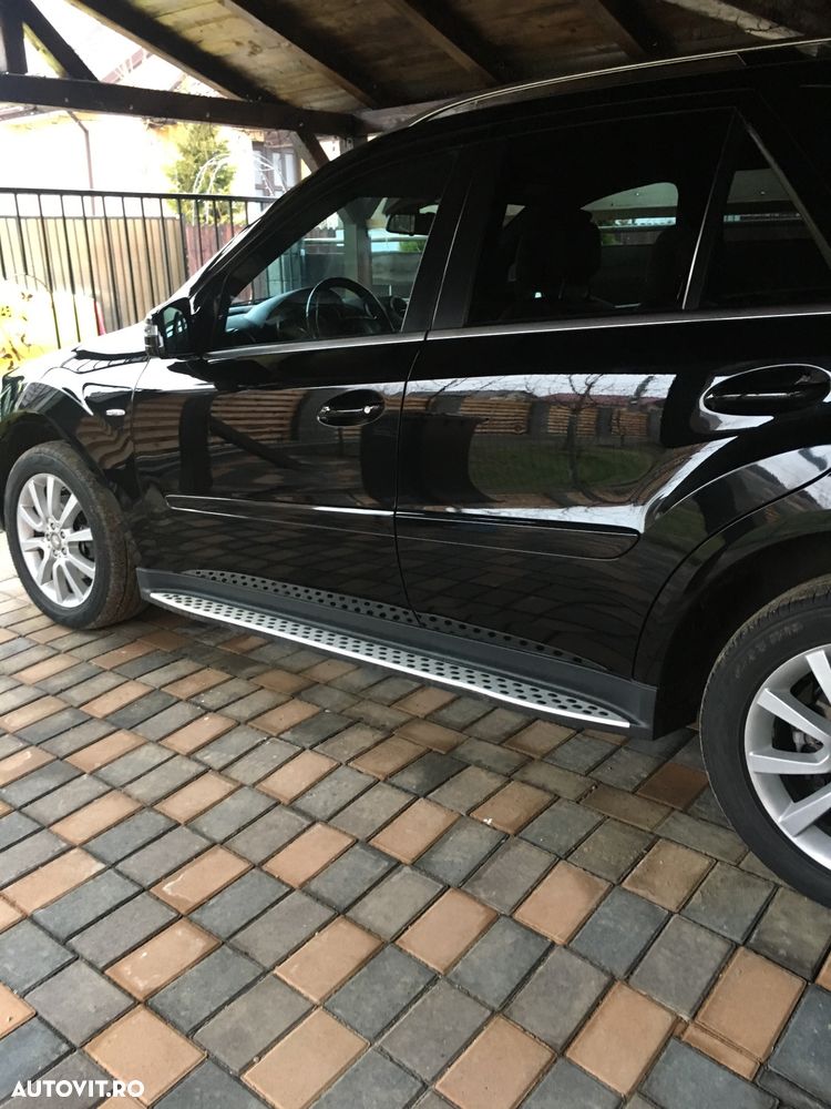 Mercedes-Benz ML 300 CDI BlueEfficiency Aut - 12