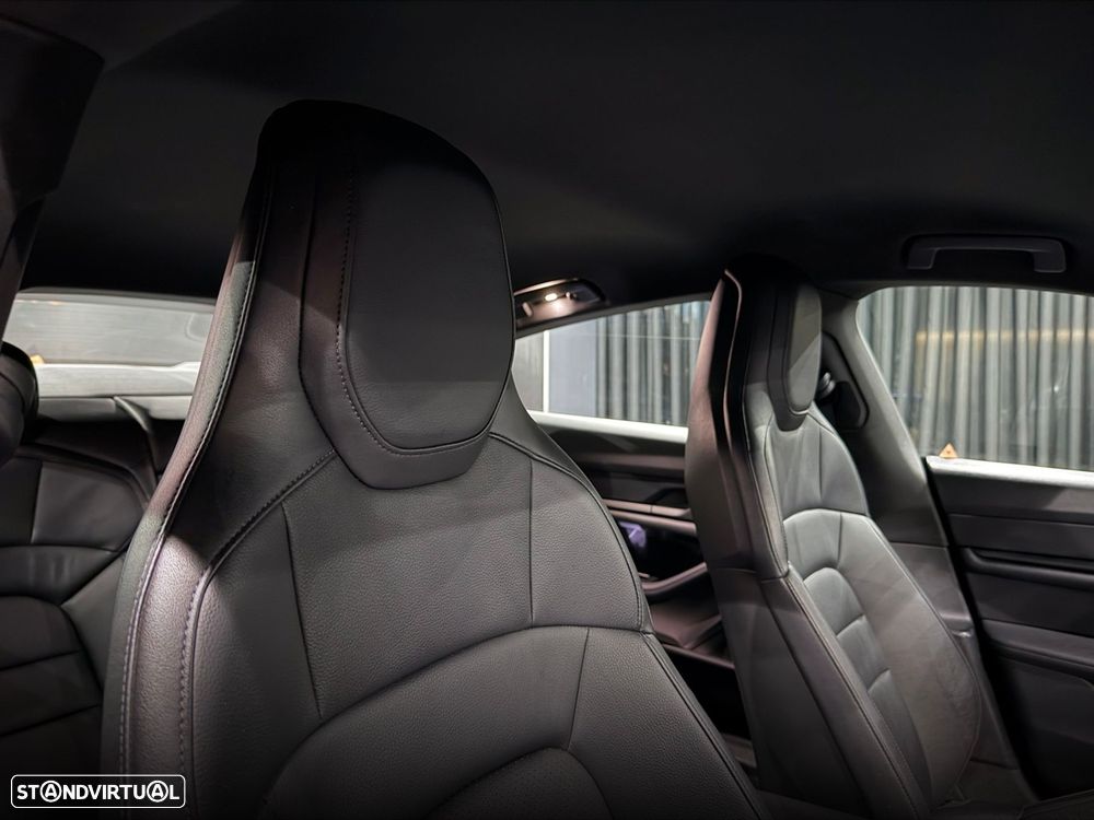 Porsche Taycan Standard - 31