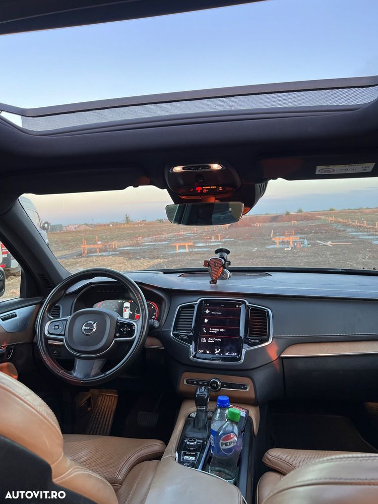Volvo XC 90 - 11