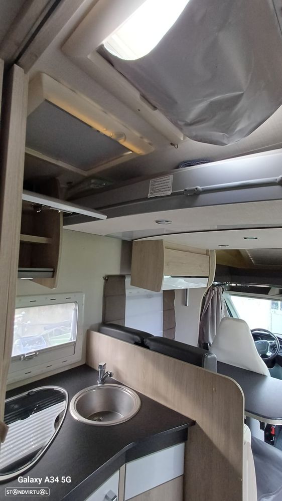 Ford Transit Challenger - 12