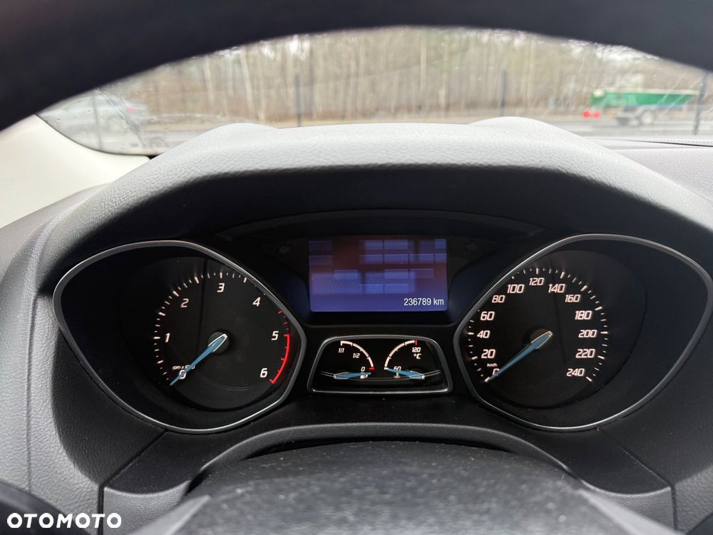 Ford Focus 1.6 TDCi DPF Start-Stopp-System Titanium - 13