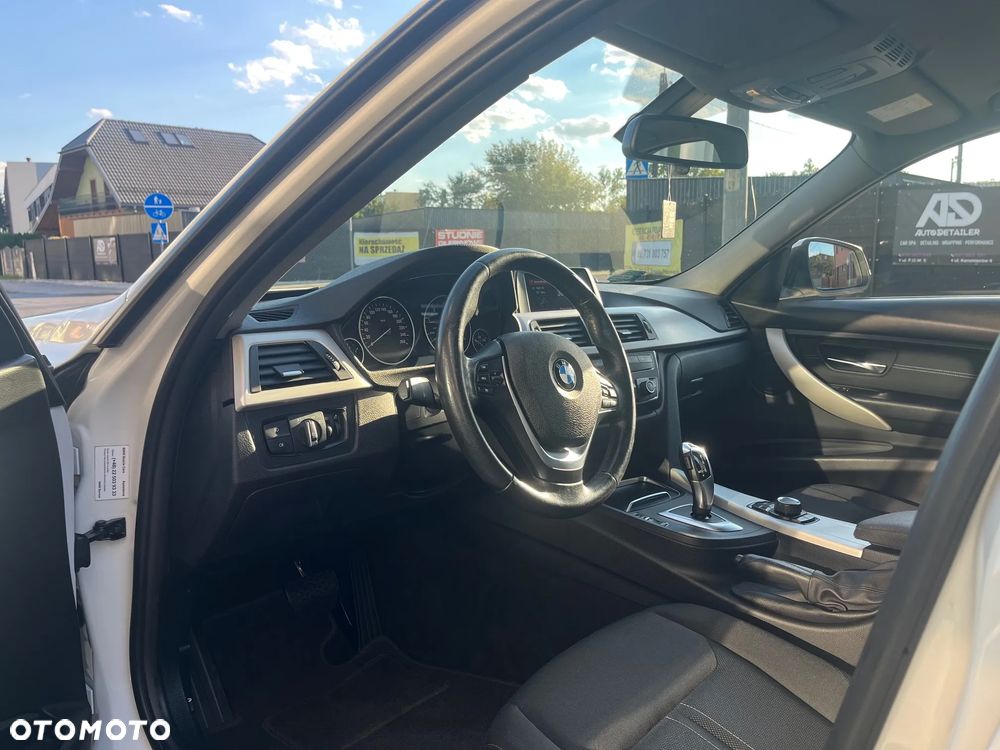 BMW Seria 3 318d Advantage - 8