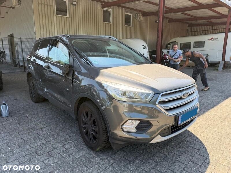 Ford Kuga 1.5 EcoBoost 2x4 Cool & Connect - 2