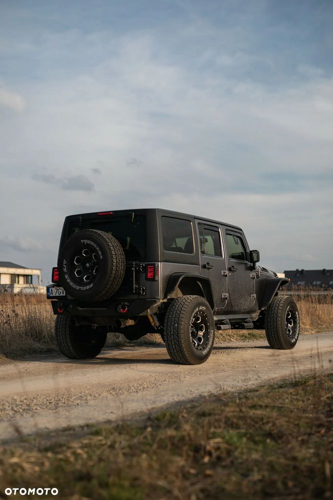 Jeep Wrangler 3.6 Unlim Sahara - 11