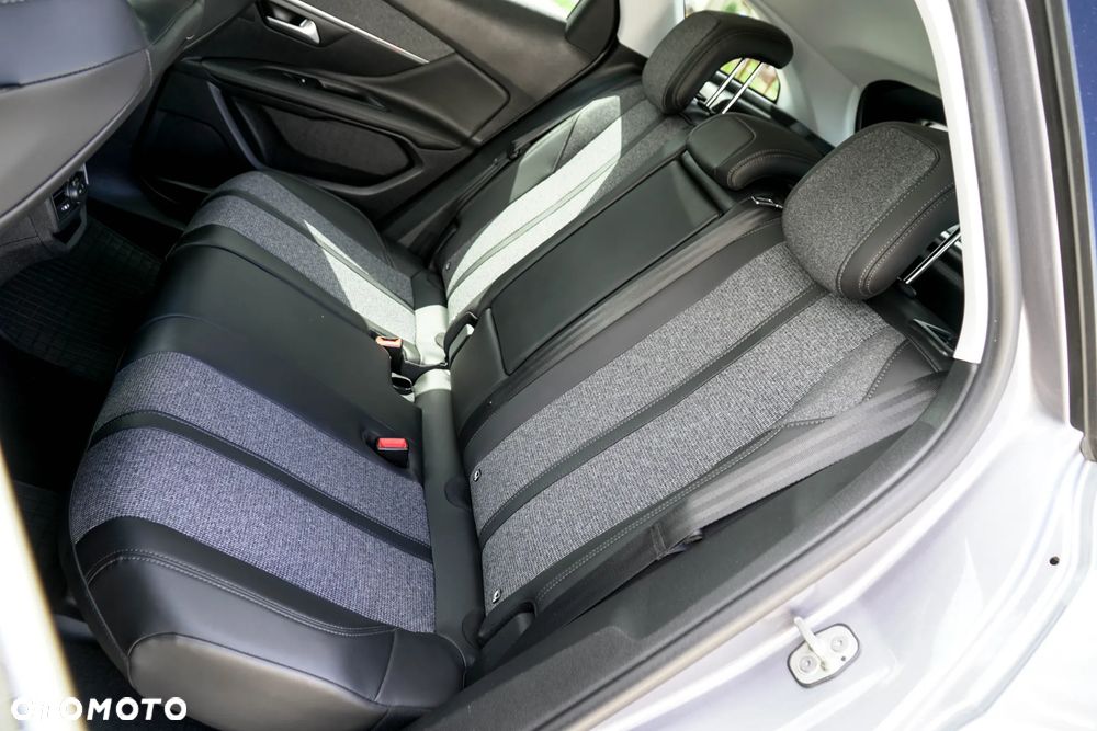 Peugeot 3008 BlueHDi 130 Stop & Start Allure - 22