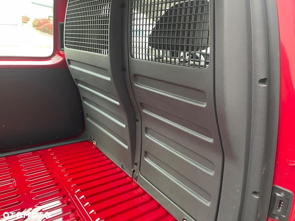 Volkswagen Caddy - 24