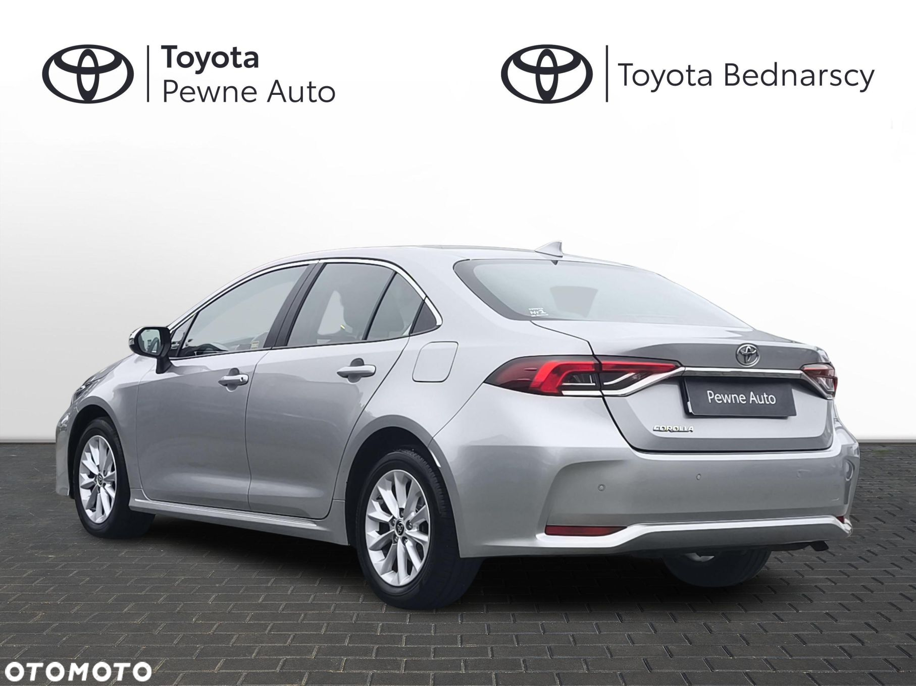 Toyota Corolla - 2