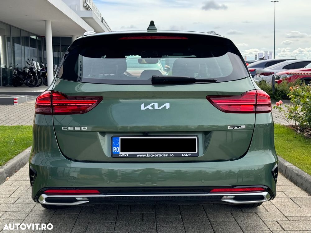 Kia Ceed 1.5 T-GDI 7DCT MHEV GT Line - 6