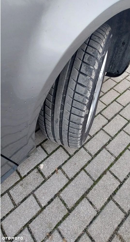 Audi A4 Limousine - 8