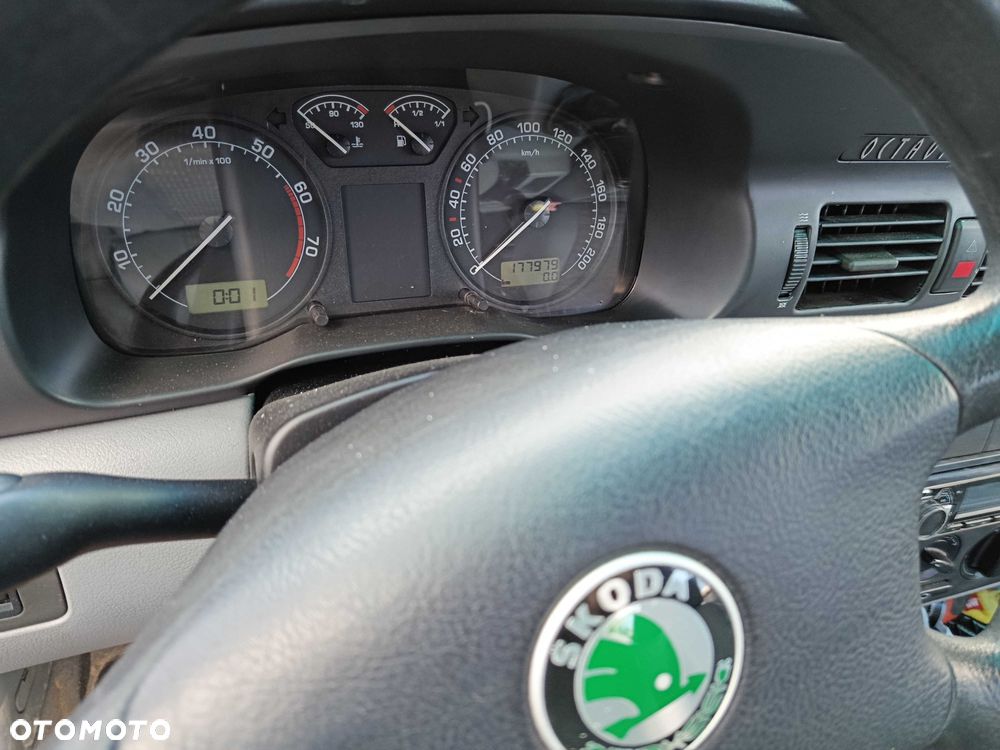 Skoda Octavia 1.6 MPI 2001r NA CZĘŚCI - 8
