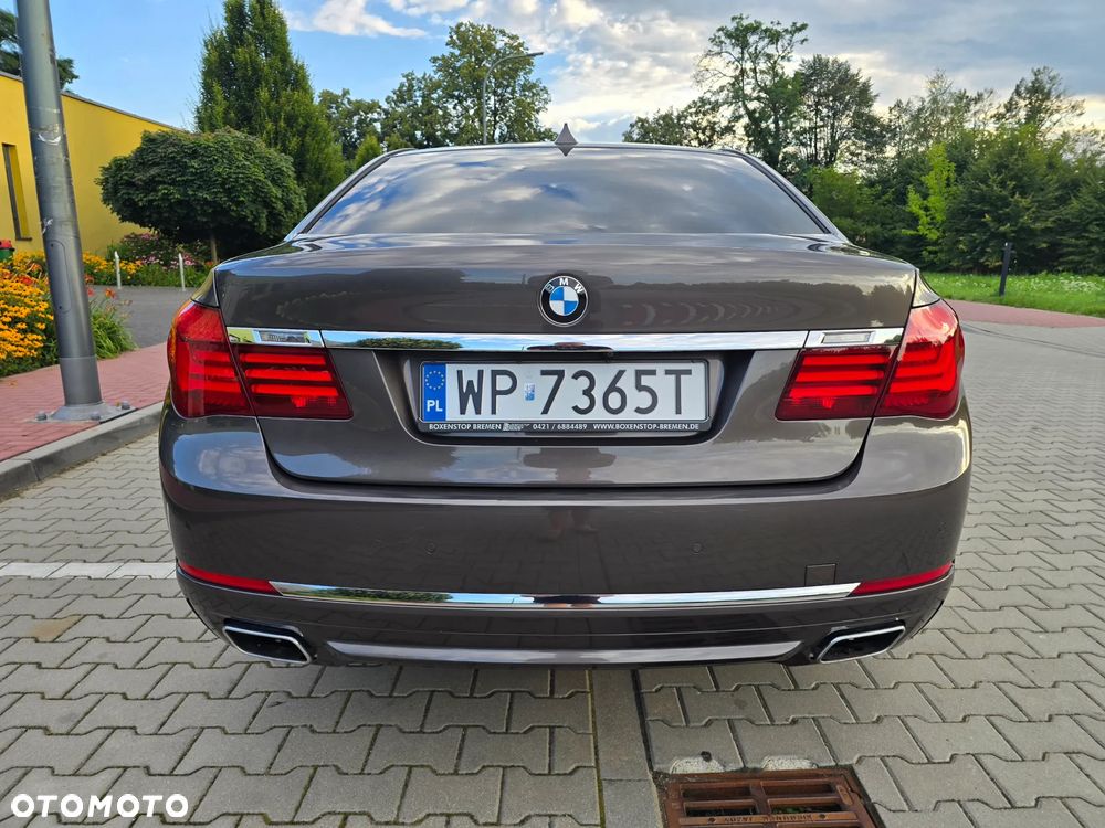BMW Seria 7 750d xDrive Blue Performance Edition Exclusive - 8