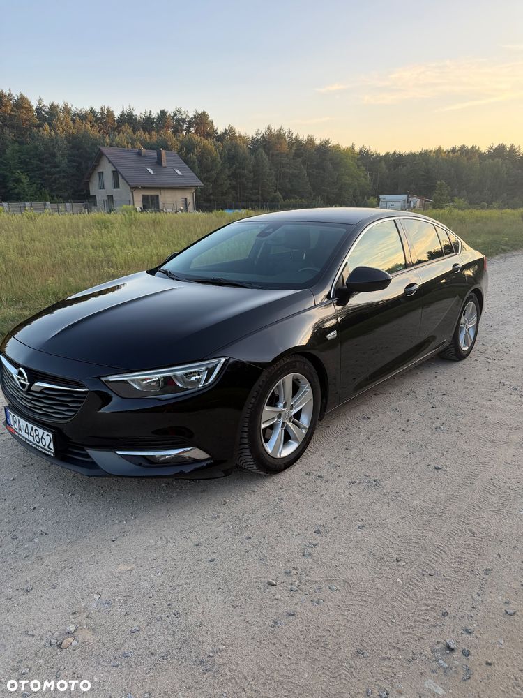 Opel Insignia - 1