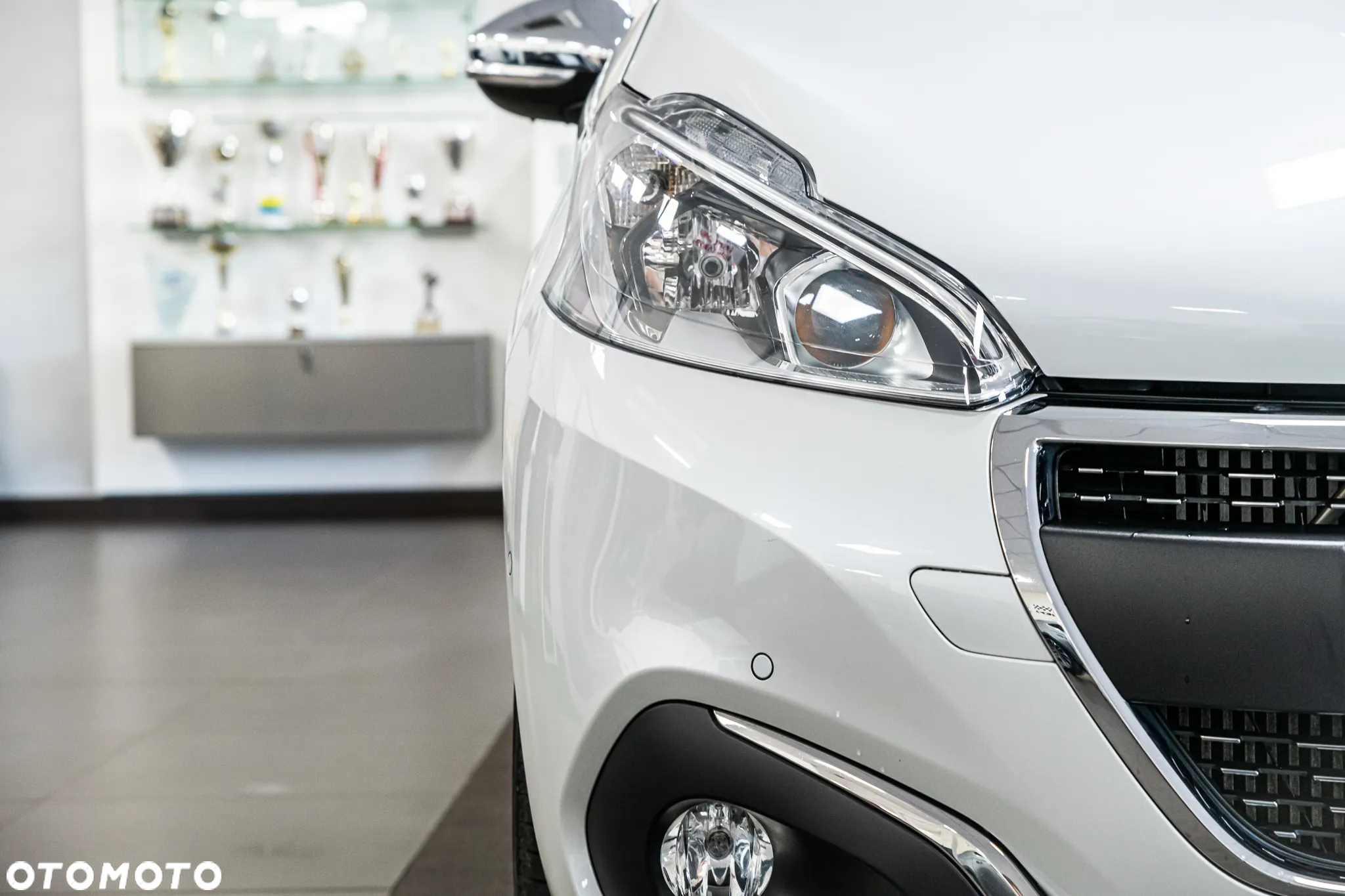 Peugeot 208 1.2 PureTech Allure S&S - 11