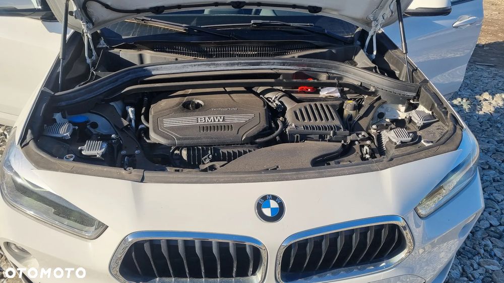 BMW X2 sDrive18i Advantage Plus - 32
