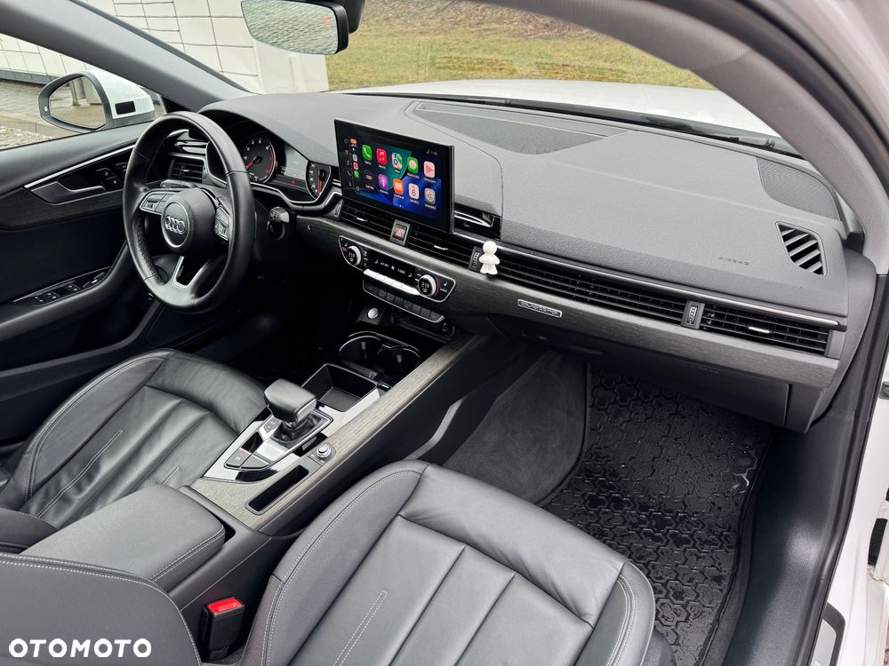 Audi A4 Limousine - 15