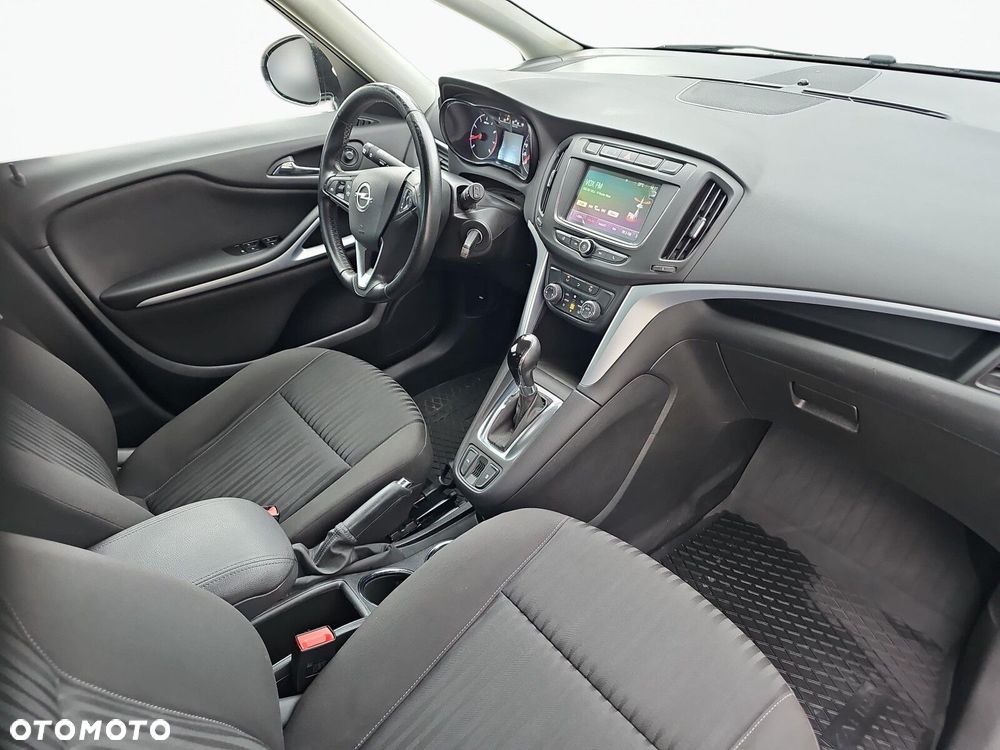 Opel Zafira - 19